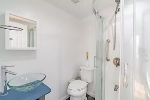 179 Hobart Ave, Bayonne, NJ 07002 - Photo 28