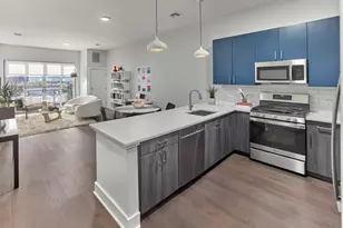 260 Ave E, Bayonne, NJ 07002 - Photo 2