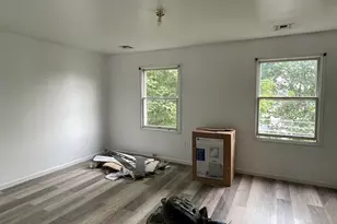 104 Clinton Ave, Jersey City, NJ 07304 - Photo 10