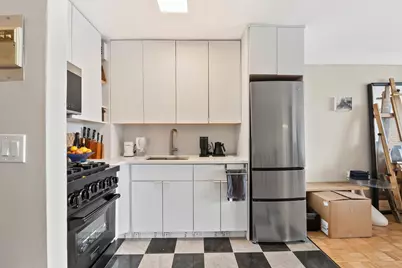 899 Blvd East #6-O, Weehawken, NJ 07086 - Photo 2