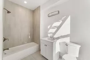 306 Varick St, Jersey City, NJ 07302 - Photo 16