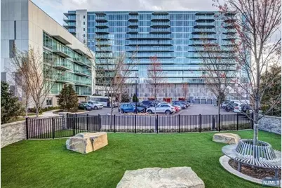 320 Adolphus Ave #404, Cliffside Park, NJ 07010 - Photo 28