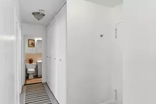 135 Montgomery St, Jersey City, NJ 07320 - Photo 14