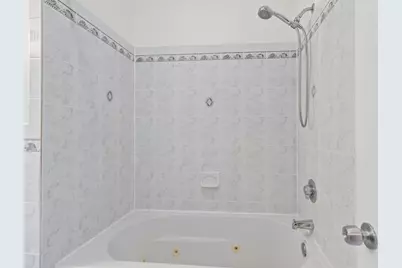 800 Ocean Ave #3, Jersey City, NJ 07304 - Photo 30