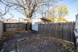 949 5 Summit Ave, Jersey City, NJ 07307 - Photo 18