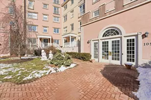 109 Shearwater Ct E, Jersey City, NJ 07305 - Photo 38