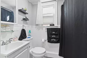 718 1st St, Secaucus, NJ 07094 - Photo 12