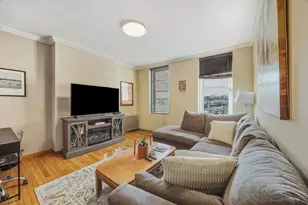627 Willow Ave, Hoboken, NJ 07030 - Photo 1