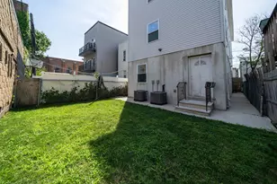 170 Webster Ave, Jersey City, NJ 07307 - Photo 18