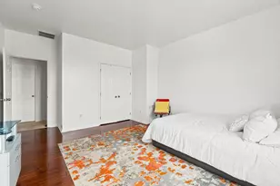 275 Custer Ave, Jersey City, NJ 07305 - Photo 18