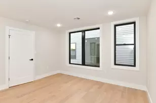 221 Columbia Ave, Jersey City, NJ 07307 - Photo 18