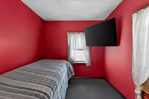 70 W 51st St, Bayonne, NJ 07002 - Photo 12