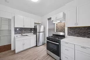 122A Baldwin Ave, Jersey City, NJ 07306 - Photo 4