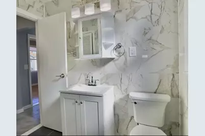 146 Clarke Ave #1, Jersey City, NJ 07304 - Photo 4