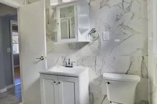 146 Clarke Ave, Jersey City, NJ 07304 - Photo 4