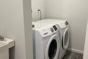 93 Evergreen St, Bayonne, NJ 07002 - Photo 18