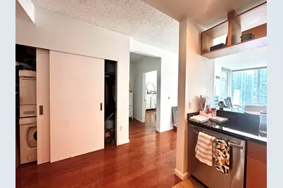 1 Shore Lane #1609, Jersey City, NJ 07310 - Photo 8