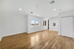 605 New York Ave, Union City, NJ 07087 - Photo 2