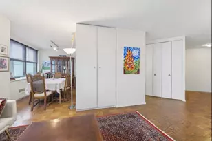 7002 Blvd E, Guttenberg, NJ 07093 - Photo 4