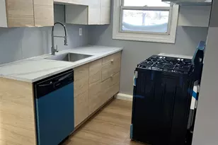 571 Avenue A, Bayonne, NJ 07002 - Photo 4