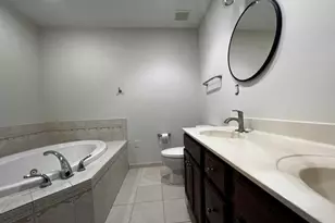 24 Mallard Pl, Secaucus, NJ 07094 - Photo 16