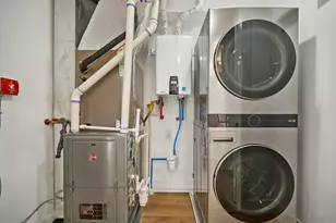 85 Bleecker St, Jersey City, NJ 07307 - Photo 32