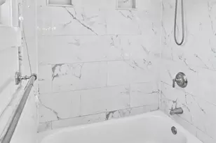 816 Topsail Ln, Secaucus, NJ 07094 - Photo 20