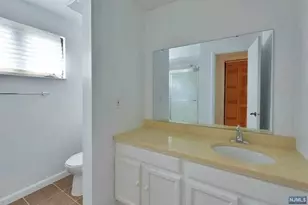 798 Spinnaker Ct, Secaucus, NJ 07094 - Photo 18