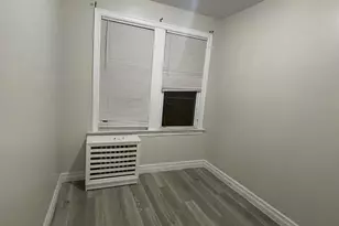 12 Casper Ct, Jersey City, NJ 07305 - Photo 6