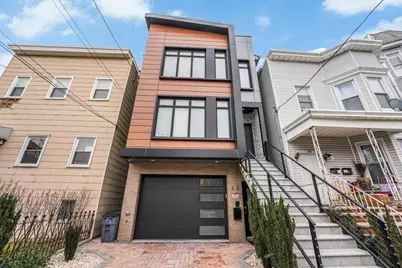 22 Poplar St #1, Jersey City, NJ 07307 - Photo 2