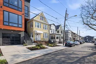 16 Dwight St, Jersey City, NJ 07305 - Photo 4