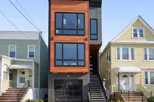 16 Dwight St, Jersey City, NJ 07305 - Photo 4