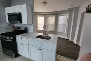 35 Orient Ave, Jersey City, NJ 07305 - Photo 6