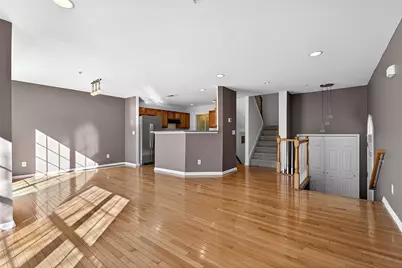 19 Marina Dr, Bayonne, NJ 07002 - Photo 12