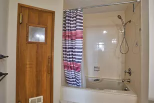 720 Harmon Cove Tower, Secaucus, NJ 07094 - Photo 26