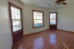 980-982 Avenue C, Bayonne, NJ 07002 - Photo 2