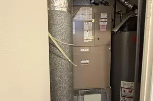 27 Marina Ky, Secaucus, NJ 07094 - Photo 18