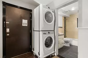 46 Wayne St, Jersey City, NJ 07302 - Photo 2