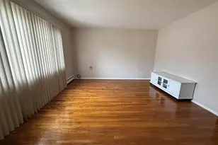 4 E 10th St, Bayonne, NJ 07002 - Photo 4