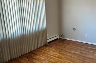 4 E 10th St, Bayonne, NJ 07002 - Photo 8