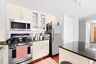 135 Montgomery St, Jersey City, NJ 07302 - Photo 6