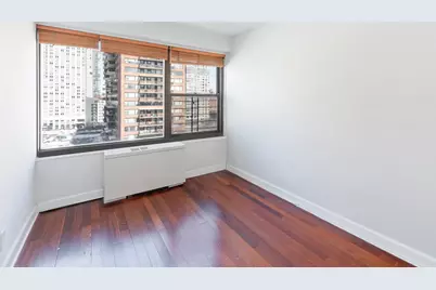 135 Montgomery St #11I, Jersey City, NJ 07302 - Photo 10