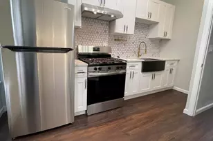 298 New York Ave, Jersey City, NJ 07307 - Photo 10