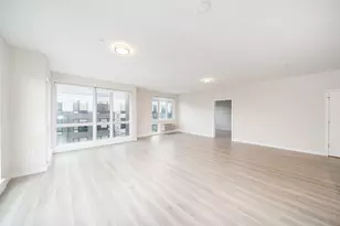 16 Bennett St, Jersey City, NJ 07304 - Photo 2