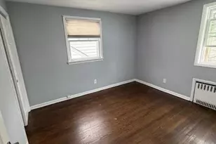 531 Walnut St, Ridgefield, NJ 07657 - Photo 8