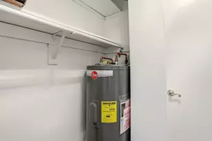 310 70th St, Guttenberg, NJ 07093 - Photo 18