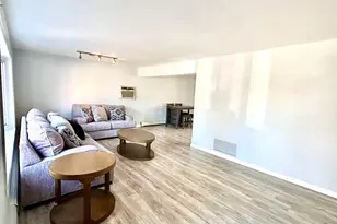 19 Oakdale Rd, Jersey City, NJ 07305 - Photo 4