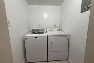 12 Bergen Ave, Jersey City, NJ 07305 - Photo 6