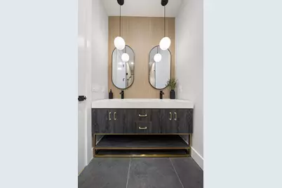 373 New York Ave #2, Jersey City, NJ 07307 - Photo 12