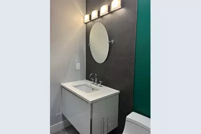 100 Oak St #3, Weehawken, NJ 07086 - Photo 26